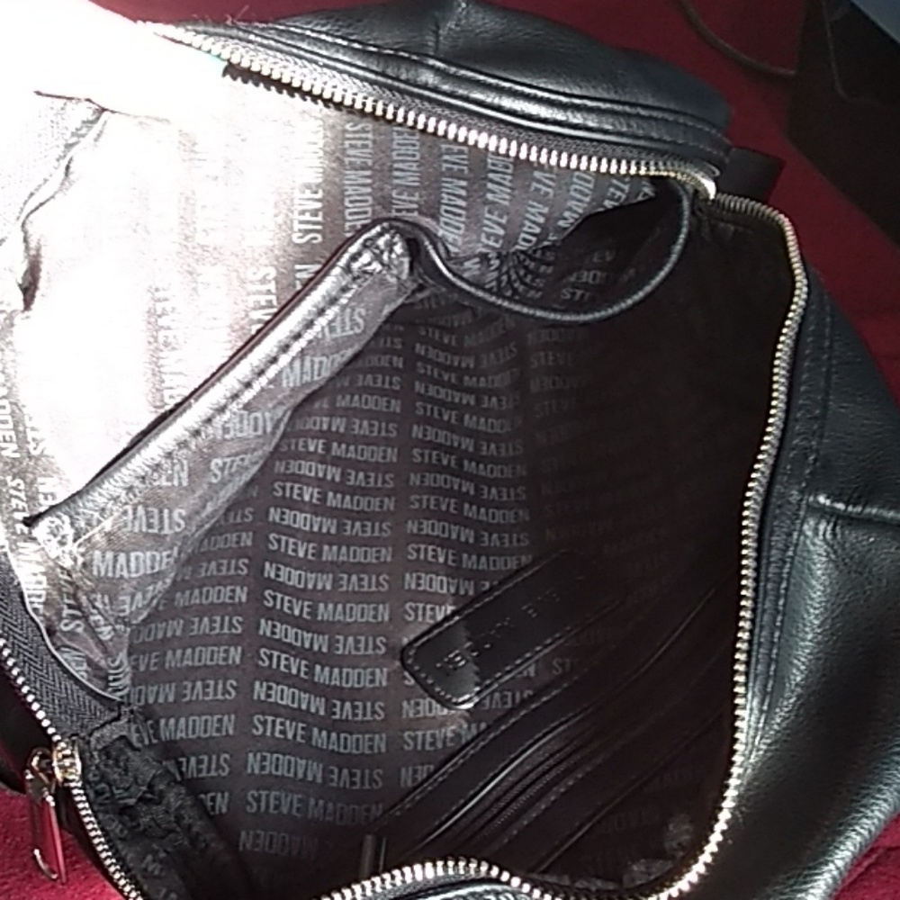 Steve madden small backpack - Picture 3 of 3